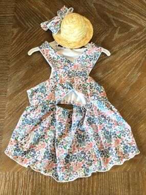 The Fluffy Bunch Pet Sundress Sun Hat Set Floral Dog Cat Dress Size M 20-30 Lbs